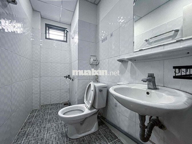 🔥PHÒNG STUDIO NỘI THẤT CƠ BẢN_TẦNG TRỆT_KẾ BÊN CV GIA ĐỊNH_KHU SÂN BAY