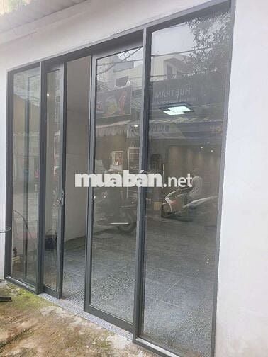 Cho thuê nhà nguyên căn 4 x 19 như hình
- Mặt tiền Huỳnh Văn Nghệ