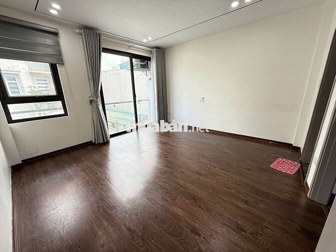 Nhà 6 Tầng Mặt Ngõ Cổ Linh Ô Tô Vào Nhà KInh Doanh - Nhỉnh 9 tỷ