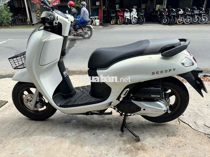 coppy xe đẹp máy êm zin.odo 100km nhu xe mới