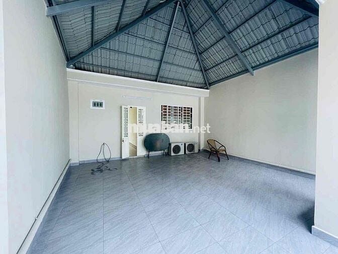 Nhà Mới Hẻm 6m LVT P9: 6x16m, 3 lầu, 5pn, 4wc, có Nội Thất