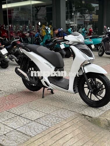 Sh 125 2015 cực đẹp  Bao máy zin chất có bảo hành