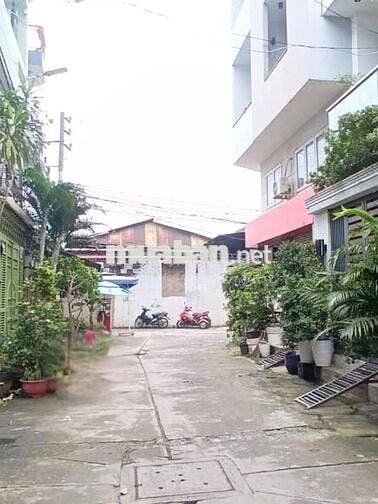 Nhà Đẹp 3 Tầng – Hương Lộ 2, Bình Trị Đông, Bình Tân