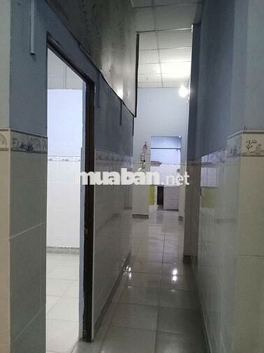 Cho thuê nhà nguyên căn gần chợ Hóc Môn