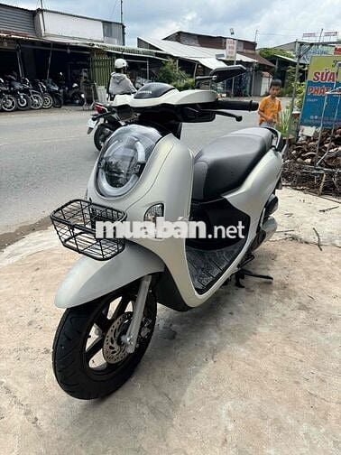 coppy xe đẹp máy êm zin.odo 100km nhu xe mới