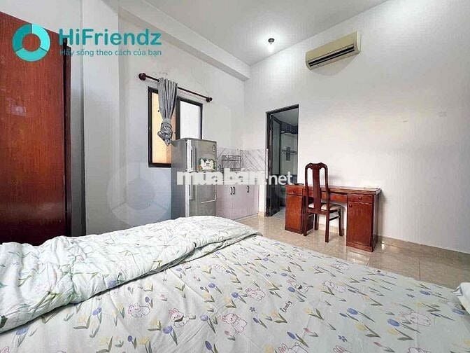 Phòng cửa sổ thoáng full nội thất gần Hàng Xanh