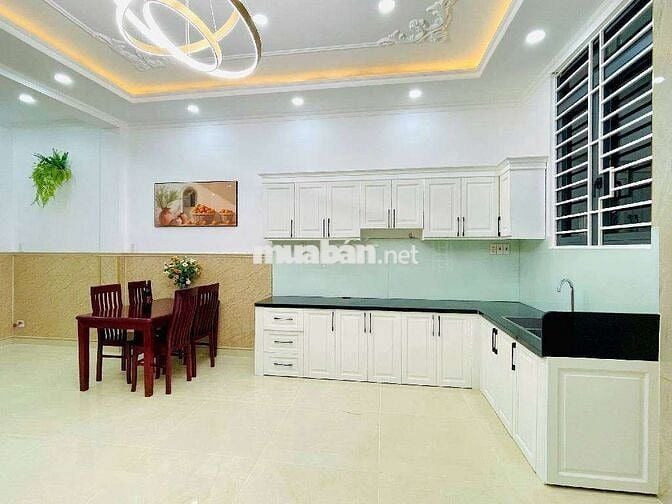 Nhà Xây Mới 4 Tầng Nội Thất Đẹp, Hẻm 4m, Gần CV Làng Hoa