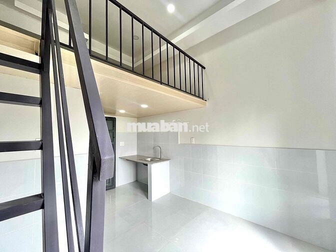 CÒN 1 PHÒNG BAN CÔNG RIÊNG GIÁ RẺ CÓ GÁC MỚI XÂY XÂY CỰC ĐẸP- THOÁNG