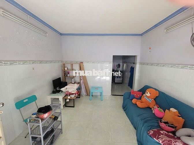 Nhà 161D/104/13 Lạc Long Quân, dt 4x8m, 1 trệt 1 lầu, tổng 52m2, 2pn