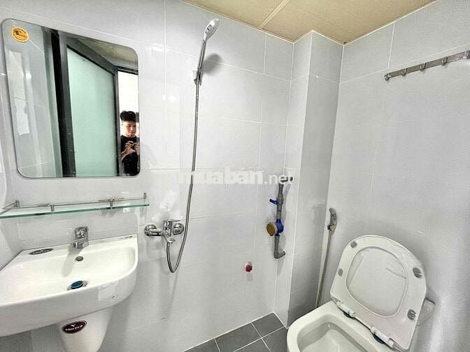 CÒN 1 PHÒNG BAN CÔNG RIÊNG GIÁ RẺ CÓ GÁC MỚI XÂY XÂY CỰC ĐẸP- THOÁNG