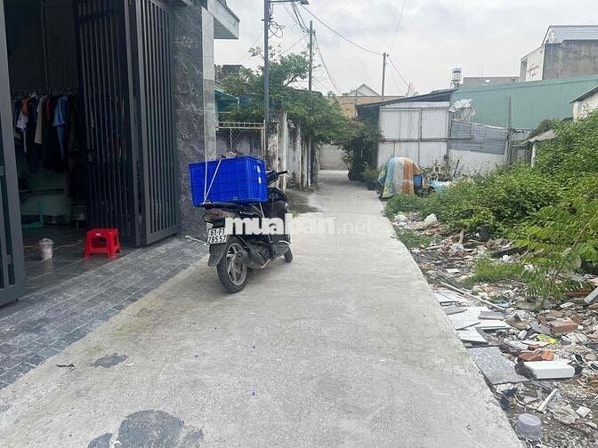 Lô đất vuông vức diện tích 74,2m2 (TC 60m2) hẻm 322 Huỳnh Văn Luỹ