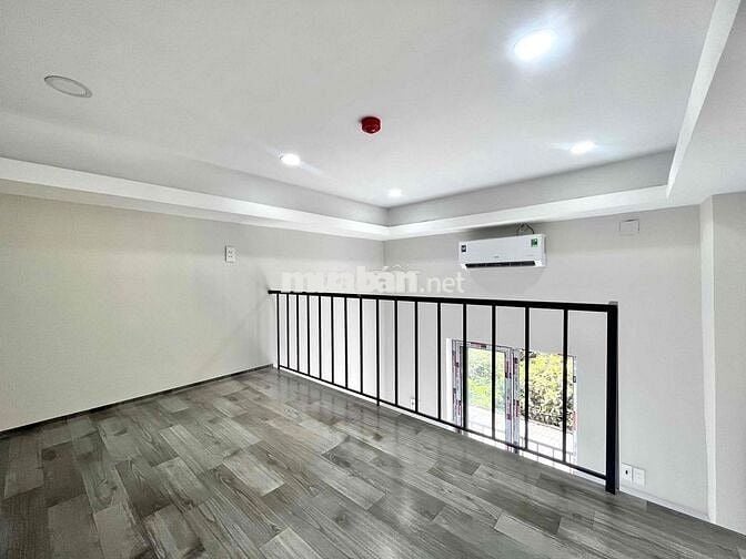 CÒN 1 PHÒNG BAN CÔNG RIÊNG GIÁ RẺ CÓ GÁC MỚI XÂY XÂY CỰC ĐẸP- THOÁNG