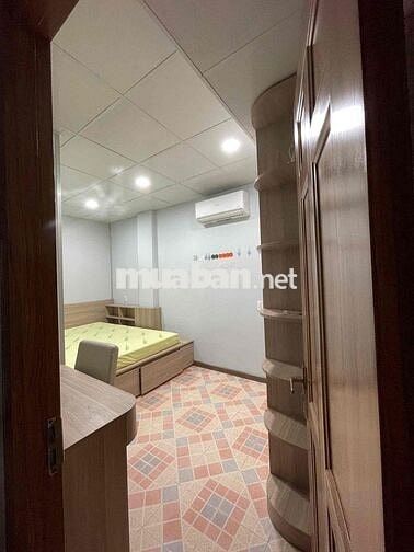 CHÍNH CHỦ CHO THUÊ NHÀ MỚI 2PN 2WC FULL TIỆN NGHI NGAY BẾN VÂN ĐỒN-Q4