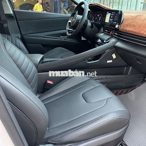 Elantra 2025 1.6AT Đặc Biệt SIÊU LƯỚT 2900 km