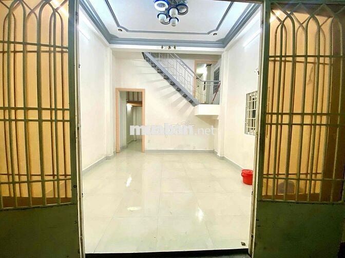 Dho thuê nhà gần trạm Y Tế Trường Thọ,/Đs 8,p.Trường Thọ 9,5tr TL