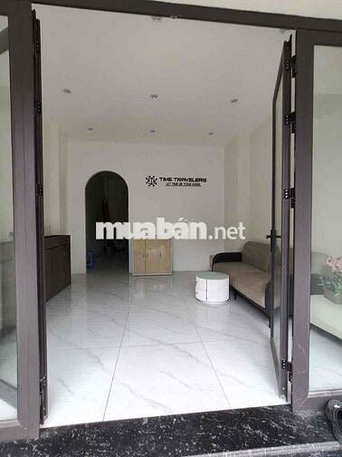 Cho thuê nhà 6 tầng, thang máy, 60m2 mặt phố