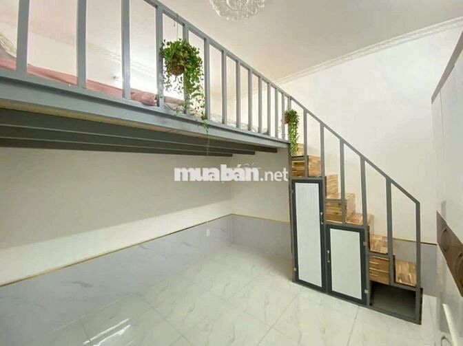 Phòng trọ 28m2 - tại vòng xoay Hoàng Văn Thụ Tân Bình chỉ 7 triệu