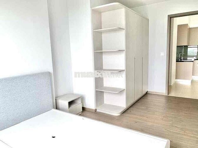 Có 2 lựa chọn thuê 3PN Nhà trống 8,5 triệu; Đủ nội thất 10 triệu.