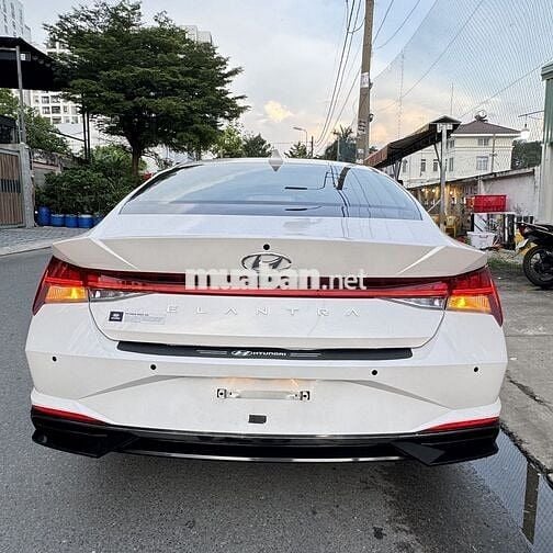 Elantra 2025 1.6AT Đặc Biệt SIÊU LƯỚT 2900 km