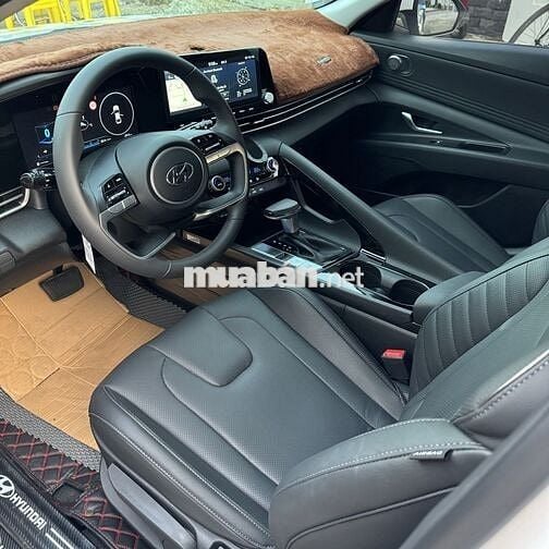 Elantra 2025 1.6AT Đặc Biệt SIÊU LƯỚT 2900 km