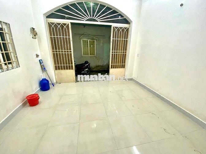 Dho thuê nhà gần trạm Y Tế Trường Thọ,/Đs 8,p.Trường Thọ 9,5tr TL