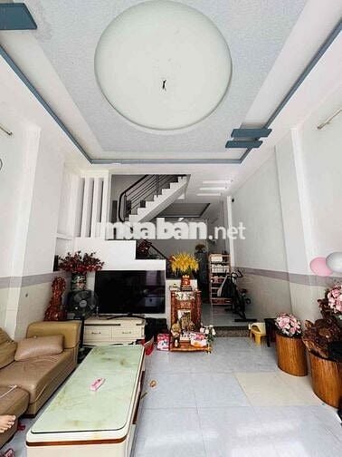 CĂN HỘ DỊCH VỤ 4 TẦNG DT -28M*12M – THU NHẬP 100 TR giá 17.9T