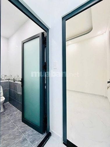 Bán kí gửi nhà Nguyễn Hiền Q3, 59m²,1 trệt 1 lầu, 3PN 3WC, vị trí tốt 