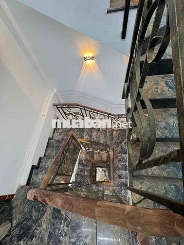 Bán nhà mặt tiền Trần Hưng Đạo,P. Tân Sơn Nhì, 4 tầng,72m2,giá 14,8 tỷ