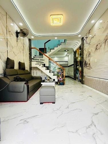 Bán kí gửi nhà Nguyễn Hiền Q3, 59m²,1 trệt 1 lầu, 3PN 3WC, vị trí tốt 