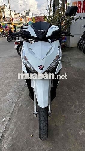 Honda Click thái 125 trắng đen 2015 ( hỗ trợ góp )