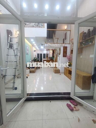 CHO THUÊ NHÀ 3 TẦNG HẺM OTO - CHƯƠNG DƯƠNG. LINH CHIỂU. THỦ ĐỨC