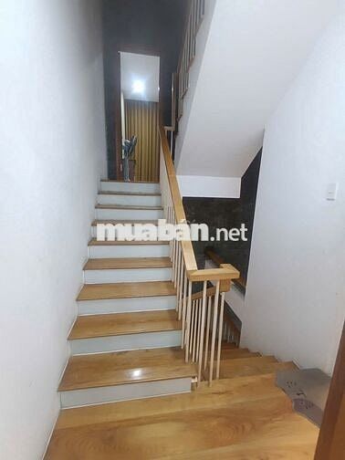 CHO THUÊ NHÀ 3 TẦNG HẺM OTO - CHƯƠNG DƯƠNG. LINH CHIỂU. THỦ ĐỨC