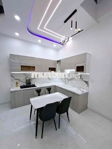 Chủ ngộp bán gấp 5,5x15 + 3n + 3vs 2.580ty đã hoàn công