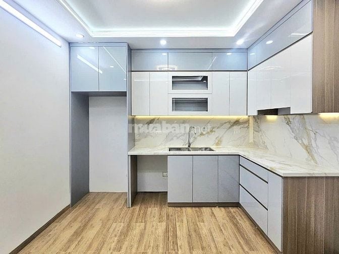 BÁN NHÀ – ĐỐNG ĐA – 38M2- 6 TẦNG – THANG MÁY – NHỈNH 11 TỶ 