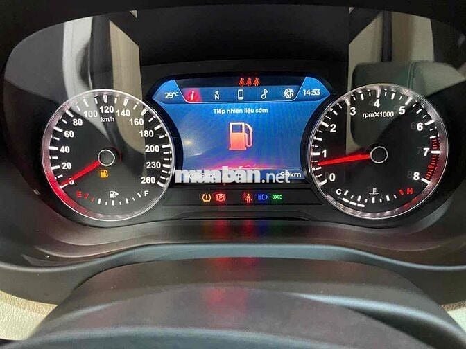 VinFast Lux A2.0 2019 Premium 2.0 AT - 60000 km