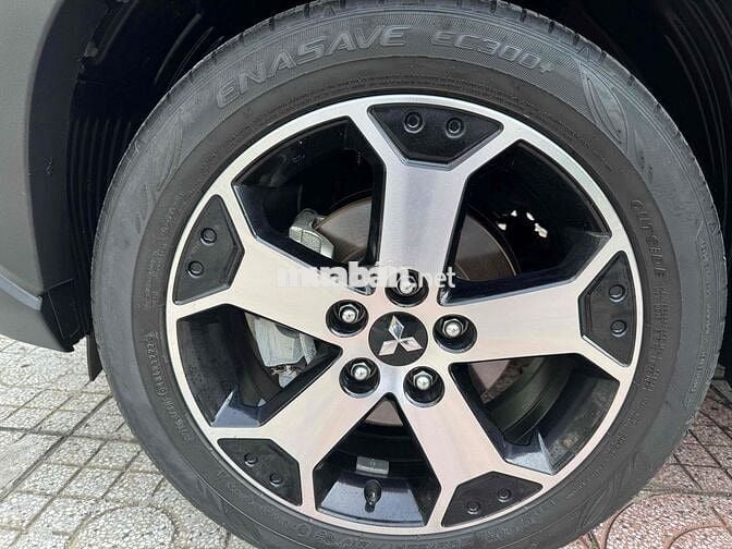 Xpander Cross 2022 - 42000 km xe gia đình 1 chủ