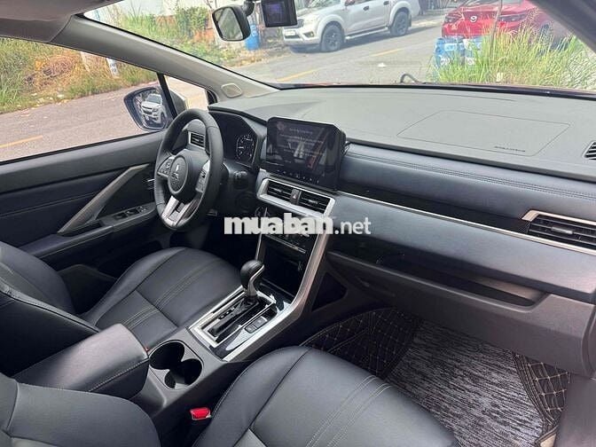 Xpander Cross 2022 - 42000 km xe gia đình 1 chủ