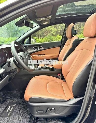 Kia Sportage 2023 Signature 1.6T AWD - 30000 km