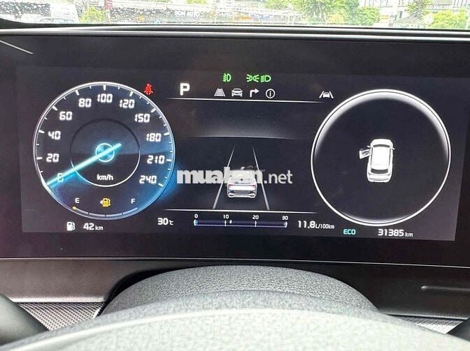 Kia Sportage 2023 Signature 1.6T AWD - 30000 km