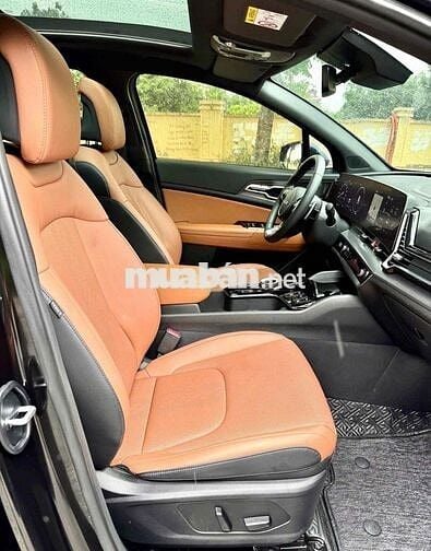 Kia Sportage 2023 Signature 1.6T AWD - 30000 km