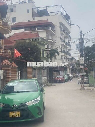 300m 2 mặt tiền Đất xây Khách Sạn cạnh Sân Bay Nội Bài