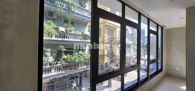 Cho thuê tầng 1+2 nhà 2 mặt tiền đường Chùa Quỳnh và Ngõ Quỳnh, HBT