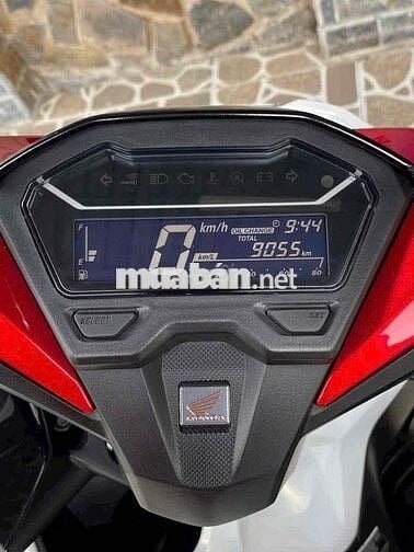 Click Thái 150 trắng đỏ