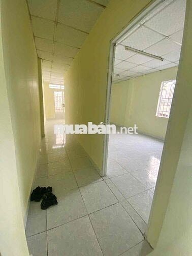 Cho thuê nhà gần giáo xứ Khiết Tâm,/Lê Thị Hoa,p.Bình Chiểu 2 tầng 8tr