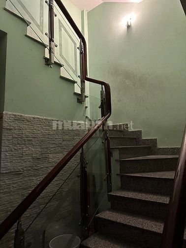 Cho thuê nhà mặt tiền kinh doanh ở phường Tân Định Quận 1 cũ