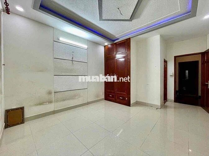 Nhà MT Hẻm Đông Đúc Qtrung P14: 4x16m, 4pn, 5wc, KD đa ngành