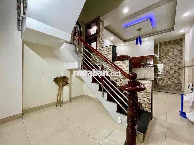 Nhà MT Hẻm Đông Đúc Qtrung P14: 4x16m, 4pn, 5wc, KD đa ngành