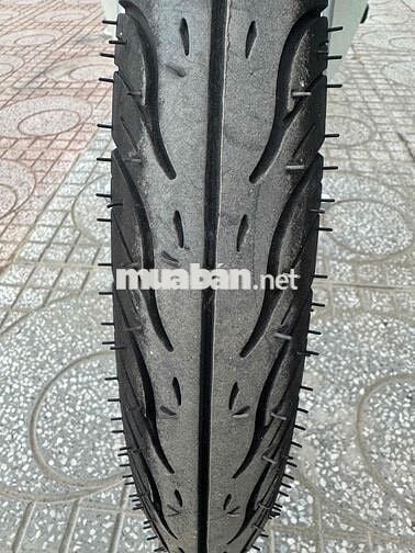 xe mới trúng thưởng 100% mới đi 1 trăm 40 cây số