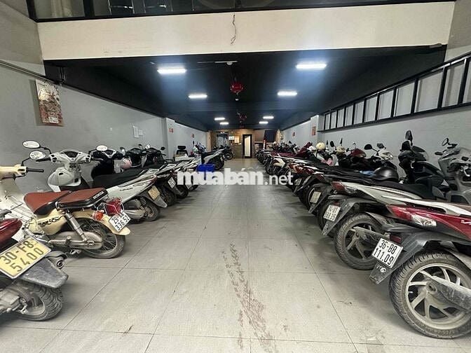 Thái Hà 90m2 giá 22triệu mặt tiền full kính, hầm để xem siêu rộng