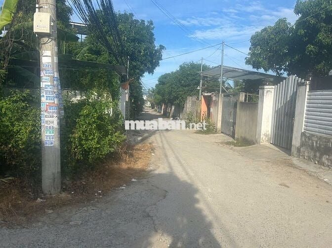 Bán 127 m2 đất tại Đất Lanhf, Vĩnh Thái, phường Nam Nha Trang, 2,5 tỷ.